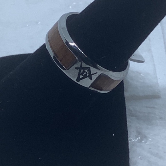 Stainless Steel Ring Men’s - Picture 5 of 10